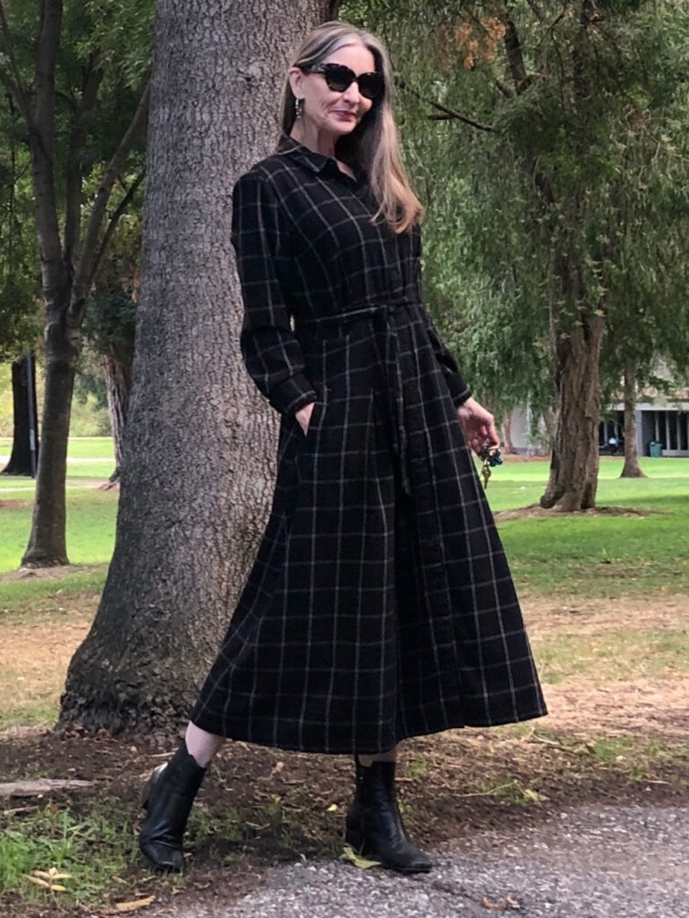 NWT Garnet Hill Organic-Cotton Flannel Midi Dress Black Grid size 12 Belted - Picture 2 of 11
